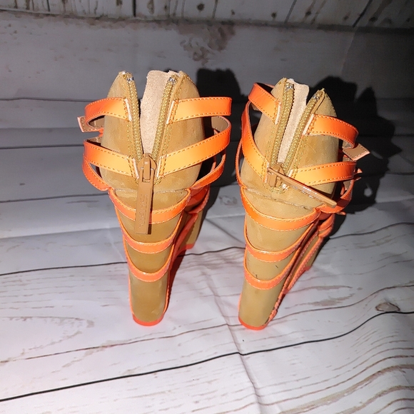 Wedges - Picture 2 of 6